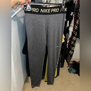 Nike pro women’s leggings